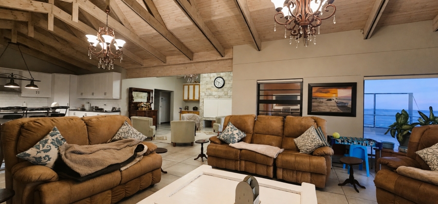 8 Bedroom Property for Sale in Myburgh Park Western Cape